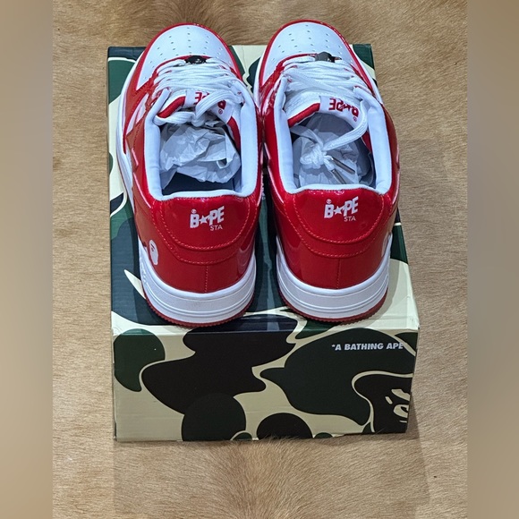 *BRAND NEW* Bape STA Size 12 Men White & Red - Picture 2 of 8
